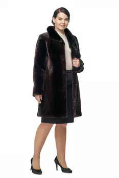 Шуба из мутона с воротником, отделка норка