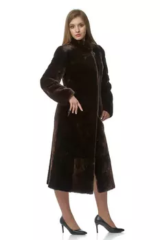 Шуба из мутона с воротником, отделка норка
