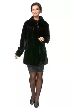 Шуба из мутона с воротником, отделка норка