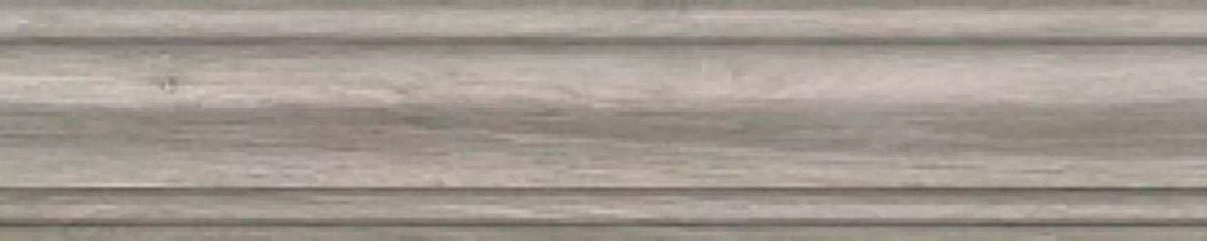 Плинтус Колор Вуд серый 8х39,8