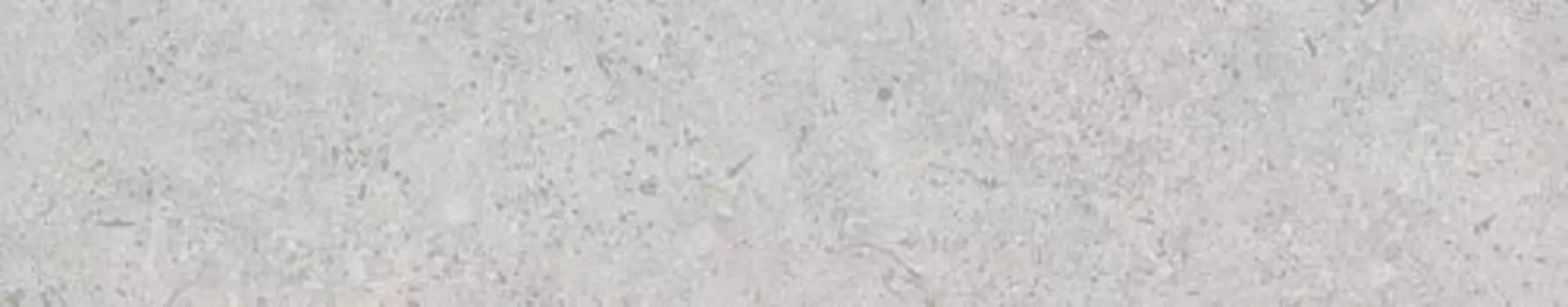 Плинтус Сенат светло-серый обрезной 7,6х40,2