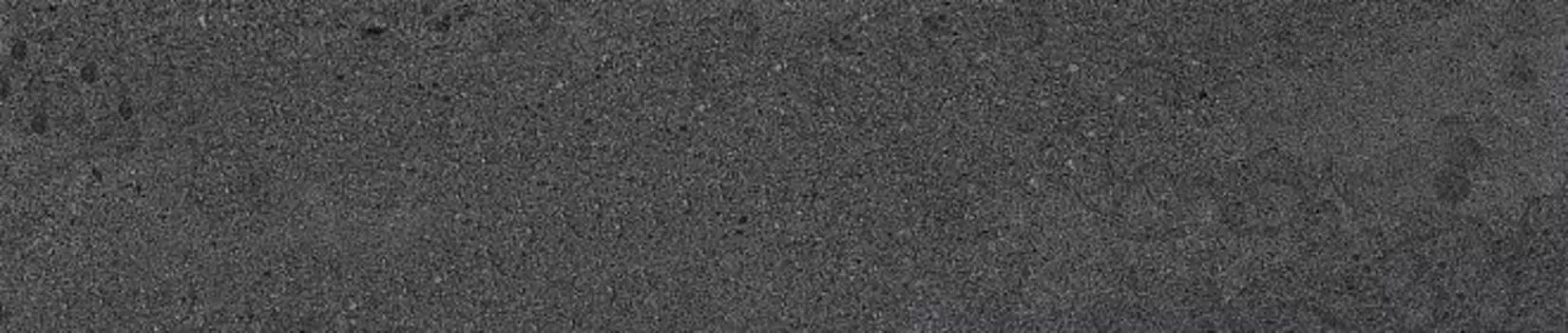 Подступенок Про Матрикс черный 10,7х60