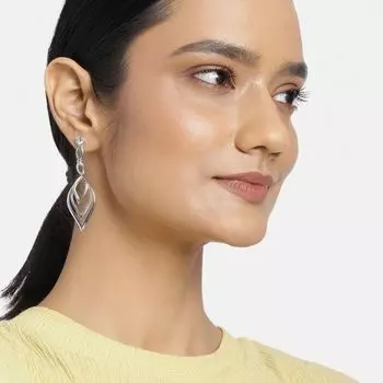 Estele Hanging trendy best quality partywear earrings for women