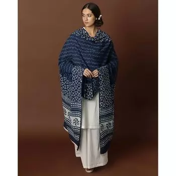 Хлопковая накидка цвета индиго с кружевной каймой, Indigo Handblock Cotton Dupatta with Lace Border, произв. AJIO