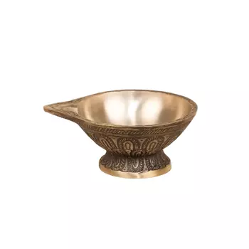 Латунная лампа Дия ручной работы на подставке, Handcrafted Antique Brass Diya with Base, произв. Isha Life