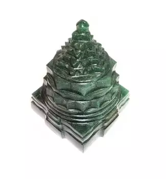 Меру Шри Янтра из Жадеита, Real Green Jade (Margaj) Meru Shri Yantra, произв. Kalyan Puja