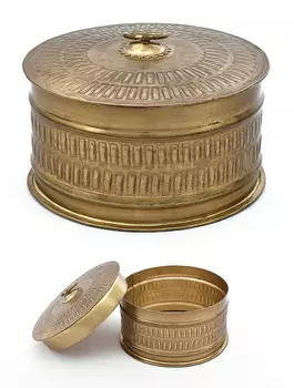 Металлическая круглая шкатулка с гравировкой малая, Латунь, Iron Round Box With Punching Brass Small, произв. John Molly Decor&Gifts