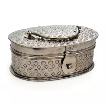 Металлическая овальная шкатулка с гравировкой большая, Никель, Iron Oval Box Nickel Big, произв. John Molly Decor&Gifts