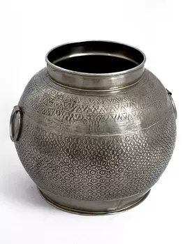 Металлическая ваза с гравировкой малая, Никель, Iron Handicraft Round Pot Nickel Small, произв. John Molly Decor&Gifts