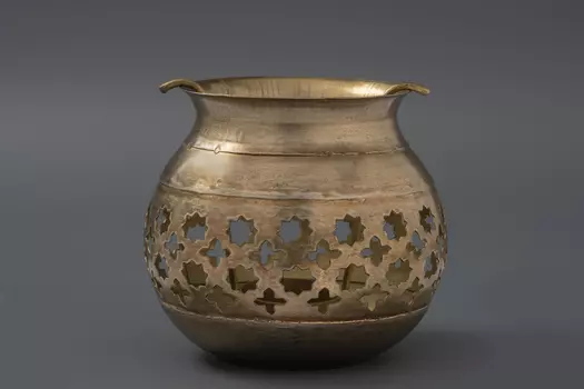 Металлический подсвечник в форме кувшина, Латунь, Iron Handicraft Round Pot With T-Light, произв. John Molly Decor&Gifts