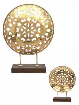 Металлический резной подсвечник на 3 свечи на деревянной подставке, Латунь, Iron Decorative 3 T-light Stand, произв. John Molly Decor&Gifts