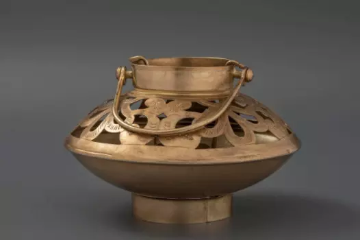 Металлический трапецевидный подсвечник с ручкой, Латунь, Iron T-Light Brass Disk, произв. John Molly Decor&Gifts