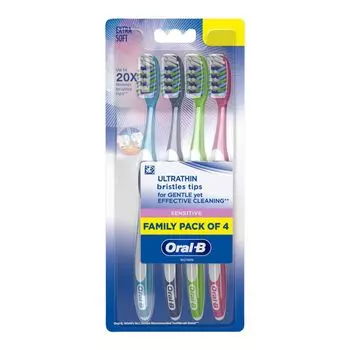 Набор экстрамягких зубных щеток для всей семьи (4 шт), Toothbrush Ultrathin Sensitive Family Extra Soft Set, произв. Oral-B
