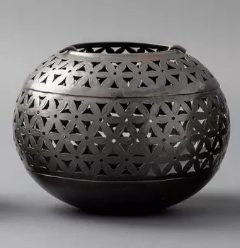 Средний круглый металлический подсвечник, Железо, Iron Handi Medium, произв. John Molly Decor&Gifts