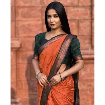 Тканое сари с контрастной каймой зари и кисточками, Woven Saree with Contrast Zari Border & Tassels, произв. AJIO