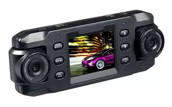 Видеорегистратор Playme Nio