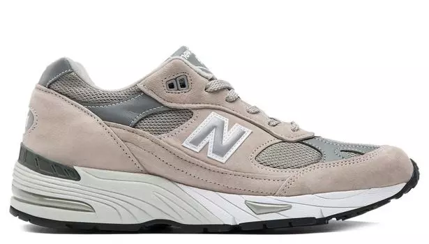 991