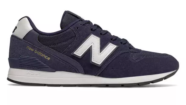 996