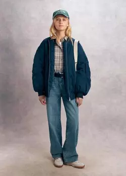 Утепленный бомбер объемного кроя NICEONE