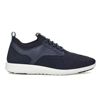 UGG Union Trainer