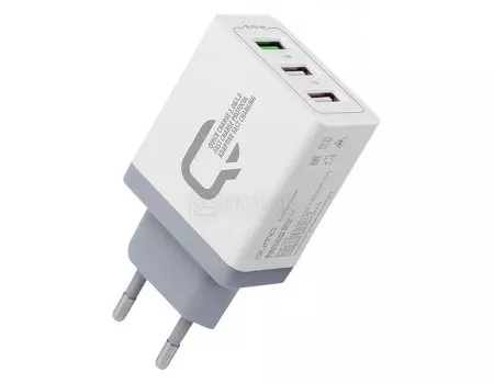 Сетевое зарядное устройство Qumo Charger 0019, 3xUSB (2.4A/ 2.1A/ 2.1A) Белый Charger0019BWh