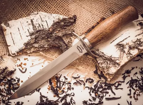 Нож разведчика, сталь 65х13, рукоять орех