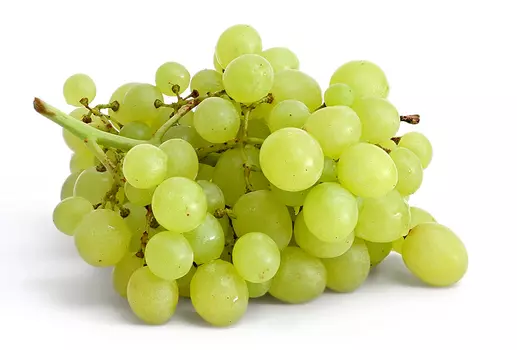 Виноград белый б/к 500г упак