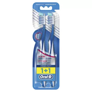 Зубная щетка Oral-B ProExpert Complete 7 40 средней жесткости 1+1 PROMO