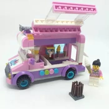 КОНСТРУКТОР ПЛАСТ. С ФИГУРКАМИ, 212ДЕТ. В КОР. в кор.30шт (Р)