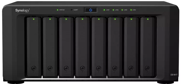 Сетевое хранилище Synology DS1817