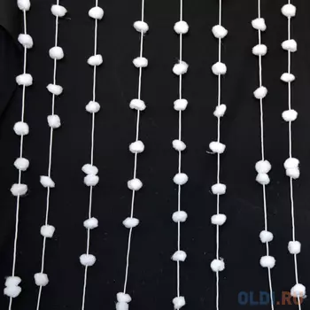 Украшение Winter Wings Занавес снежки 2м х 90см 1 шт белый полиэстер N180092