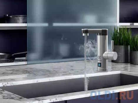 Водонагреватель проточный Electrolux Taptronic S