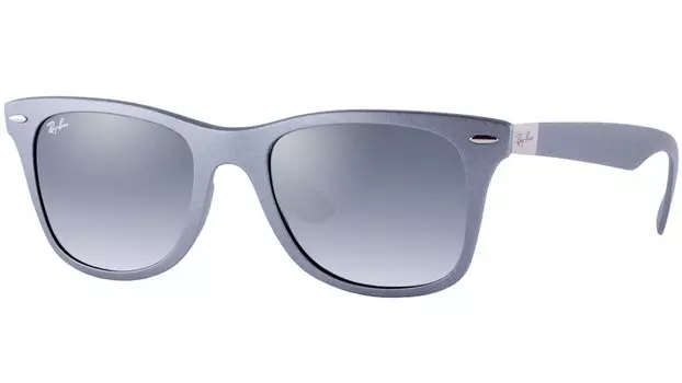 Солнцезащитные очки Ray-Ban 4195 6017/88 Wayfarer LiteForce