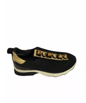 Кроссовки