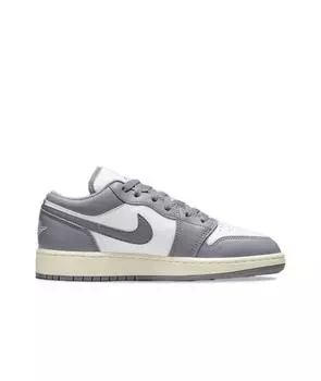 Кроссовки