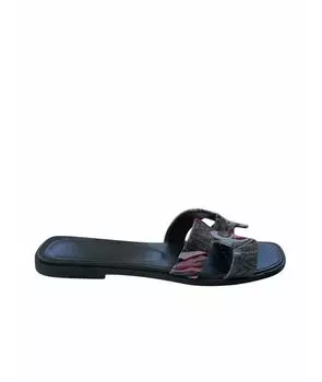 Шлепанцы