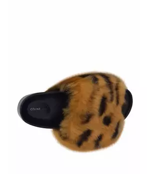 Шлепанцы