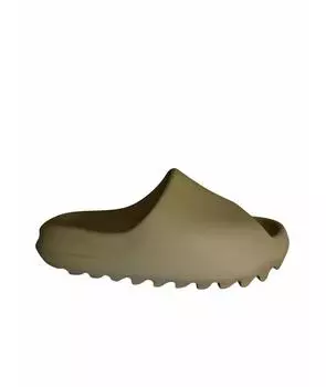 Шлепанцы