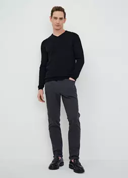 Базовый джемпер с V-образным вырезом, Черный