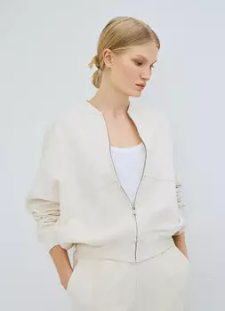 Бомбер, Бежевый