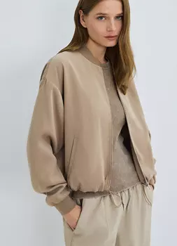 Бомбер, Бежевый