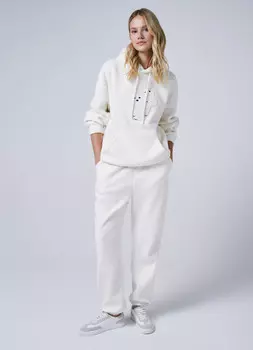 Джоггеры из шерпы, Белый