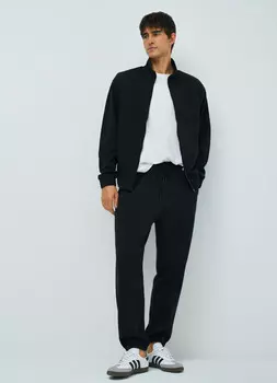 Джоггеры из трикотажа, Черный