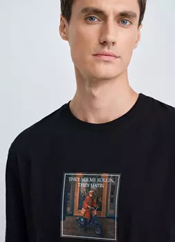 Футболка с принтом, Черный