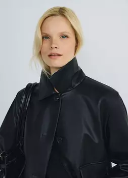 Короткая куртка из искусственной кожи, Черный