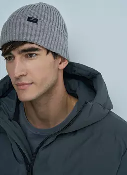 Шапка с шевроном, Серый