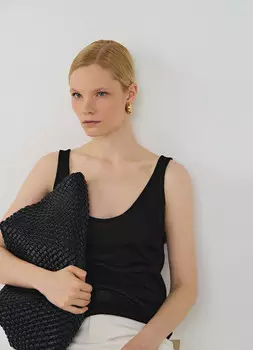 Струящаяся вязаная майка, Черный