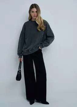 Свитшот с вышивкой из страз, Серый