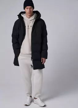 Утеплённая куртка с бесшовной технологией, Черный