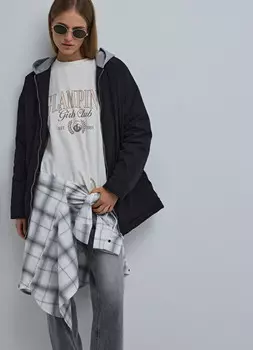 Утеплённая куртка с капюшоном, Черный